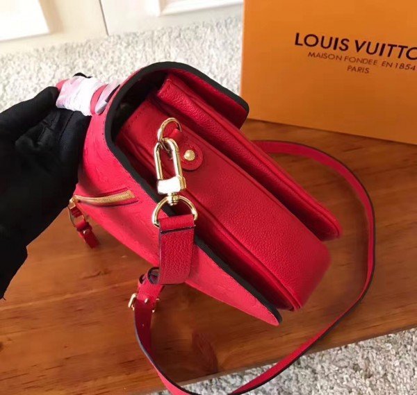 m41488-3.jpg Replica Louis Vuitton Pochette Metis Bag Monogram Empreinte M41488 BLV551