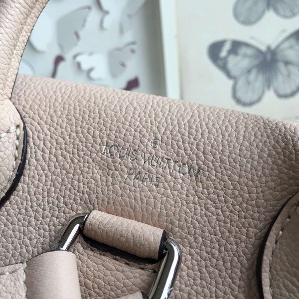 Replica Louis Vuitton Bicolor Lockme Backpack M41817 BLV019