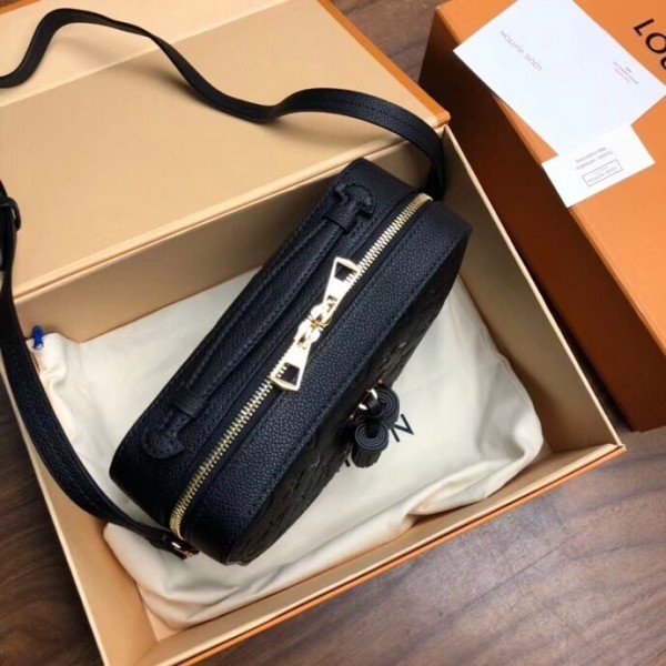 m44593-3.jpg Replica Louis Vuitton Saintonge Bag Monogram Empreinte M44593 BLV560