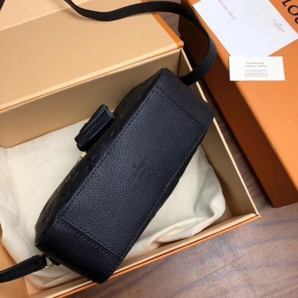 m44593-5.jpg Replica Louis Vuitton Saintonge Bag Monogram Empreinte M44593 BLV560