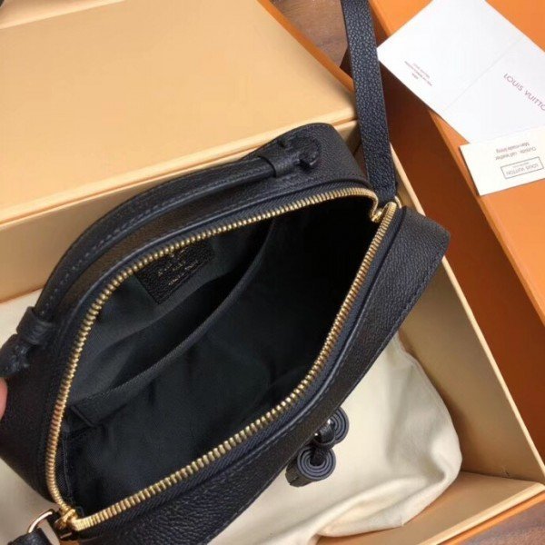 m44593-7.jpg Replica Louis Vuitton Saintonge Bag Monogram Empreinte M44593 BLV560