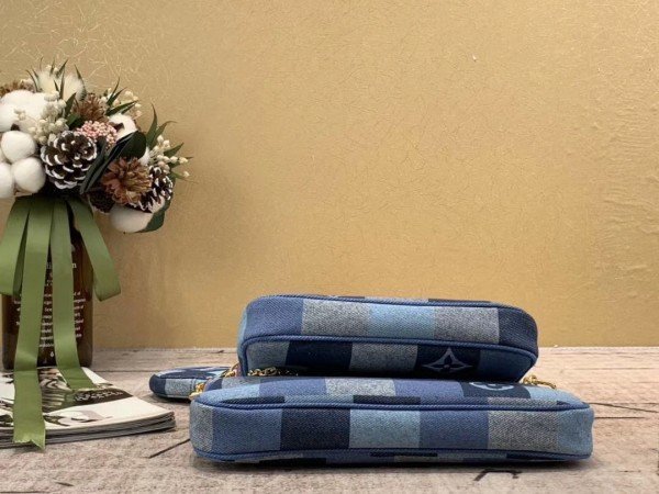 Replica Louis Vuitton Multi Pochette Accessoires Monogram Denim M44990 BLV478