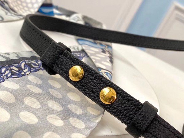 Replica Louis Vuitton NeoNoe MM Bag Monogram Empreinte M45256 BLV483