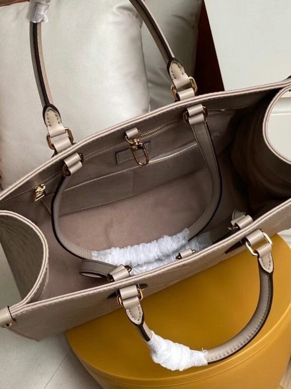 Replica Louis Vuitton OnTheGo MM Bag Monogram Empreinte M45607 BLV512