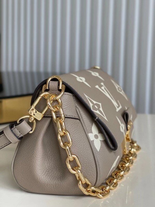 Replica Louis Vuitton Favorite Bag Monogram Empreinte M45836 BLV517