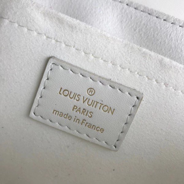 Replica Louis Vuitton White New Wave Chain Bag MM M51945 BLV640