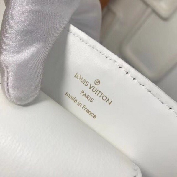 Replica Louis Vuitton White New Wave Chain Tote M51978 BLV649