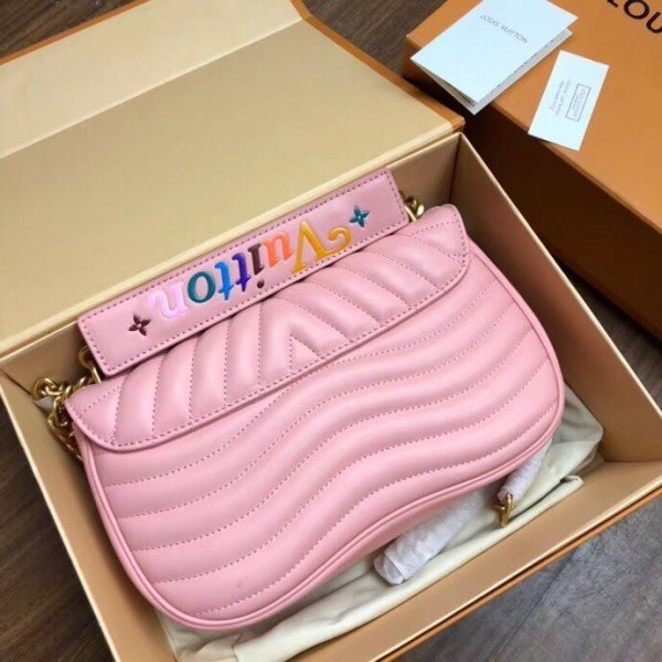 Replica Louis Vuitton Love Locks New Wave Chain Bag MM M53214 BLV625
