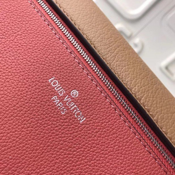 Replica Louis Vuitton Sesame Creme My Lockme Bag M53506 BLV755