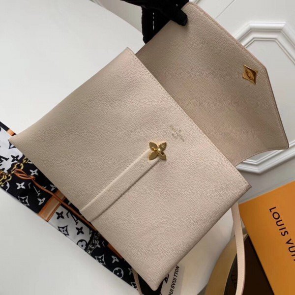 Replica Louis Vuitton Creme Rose des Vents MM Bag M53815 BLV746