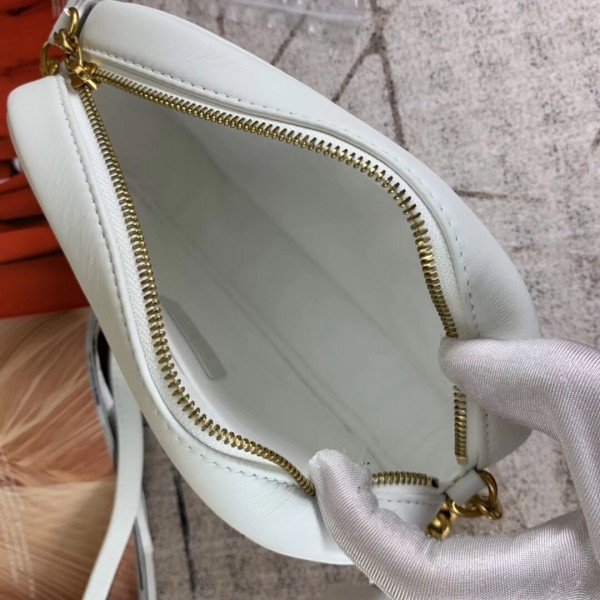 Replica Louis Vuitton White New Wave Camera Bag M53863 BLV650