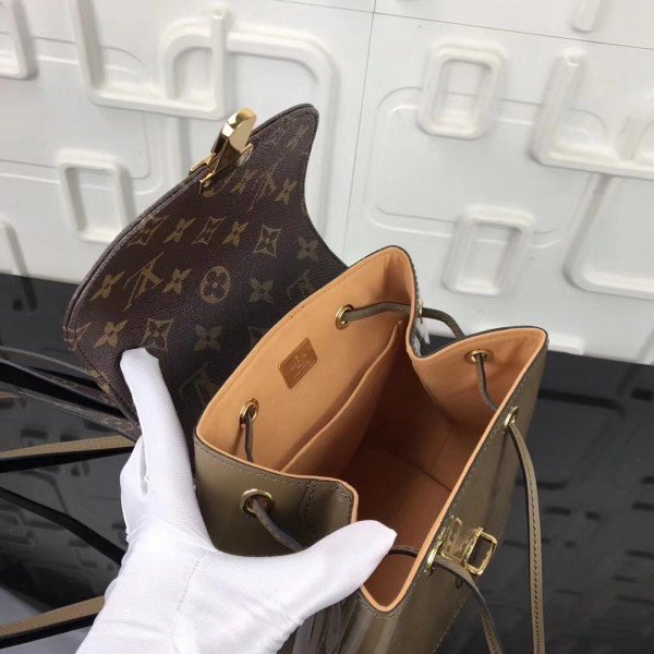 m54389-6.jpg Replica Louis Vuitton Bronze Hot Springs Backpack M54389 BLV024