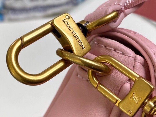 Replica Louis Vuitton New Wave Multi-Pochette Bag M56468 BLV616