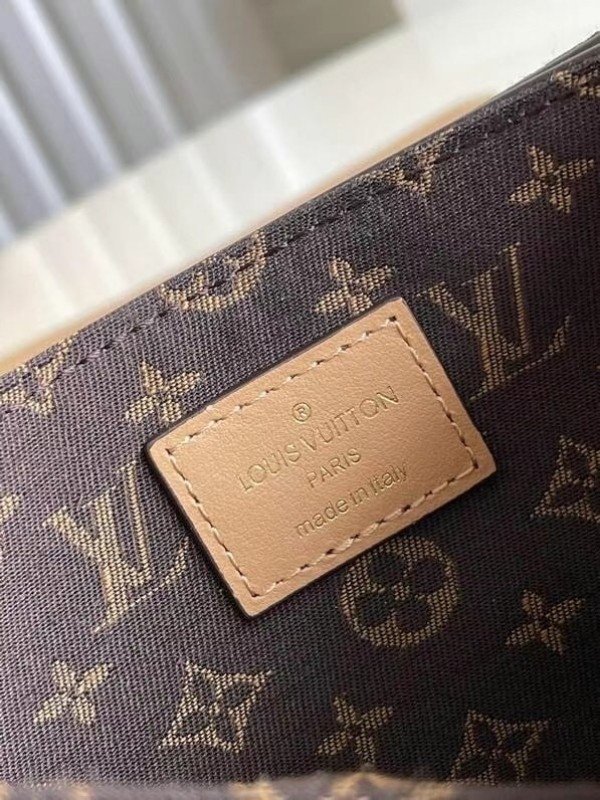 Replica Louis Vuitton Rendez Vous Bag In Calfskin M57745 BLV727