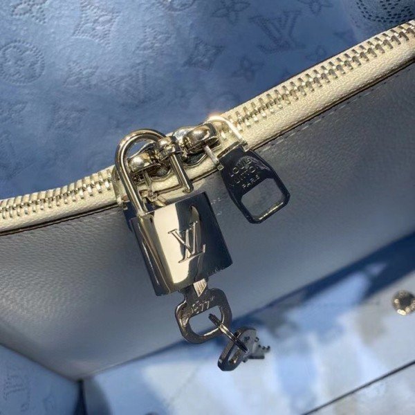 m57853-7.jpg Replica Louis Vuitton Muria Bag Gradient Blue Mahina Leather M57853 BLV245