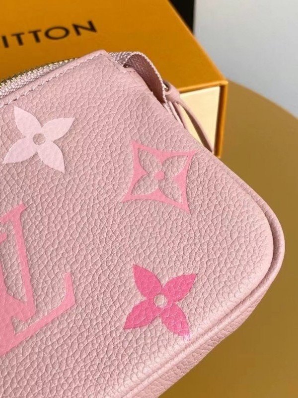 Replica Louis Vuitton Mini Pochette Accessoires By The Pool M80501 BLV527
