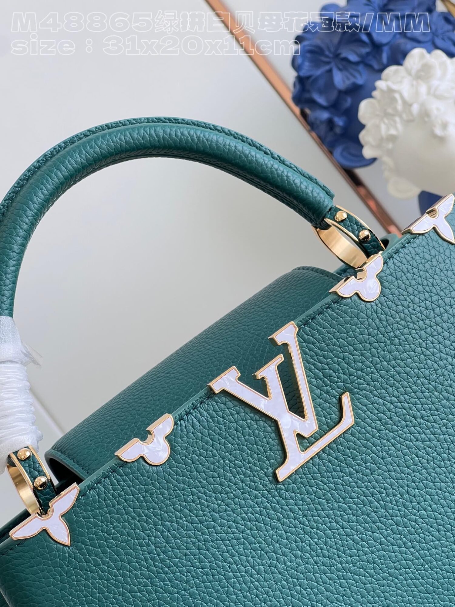 Replica Louis Vuitton Capucines MM Green and white mother-of-pearl corolla M48865