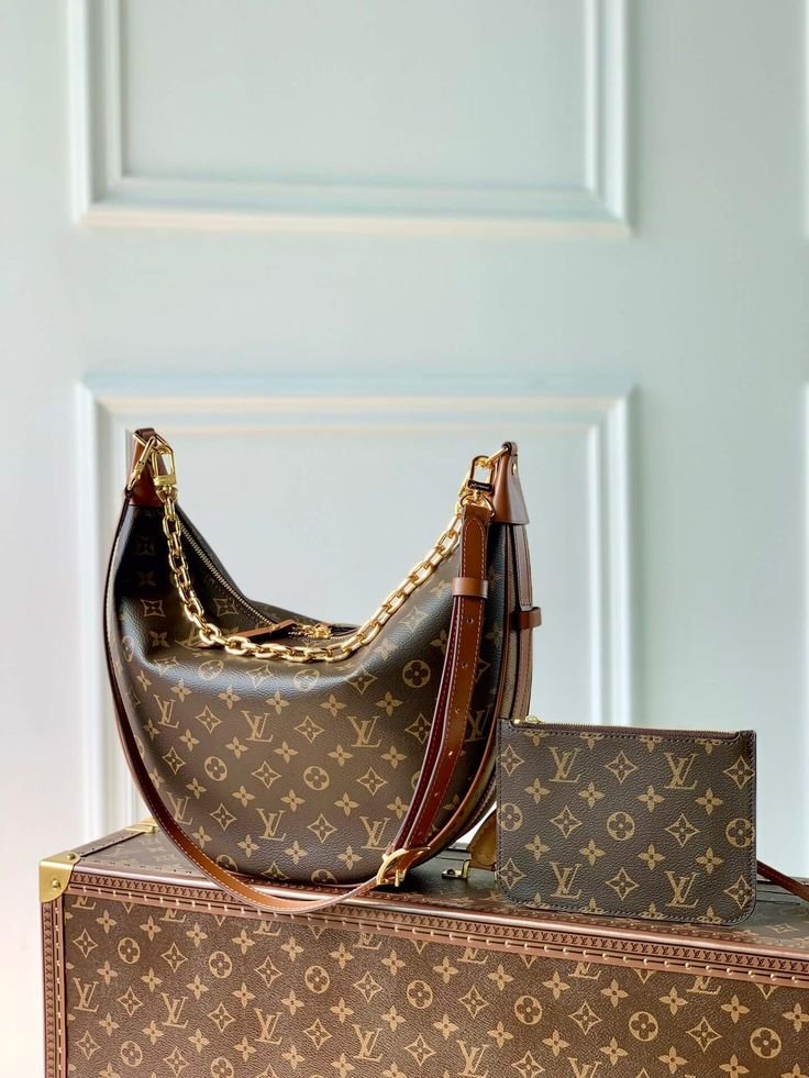 Replica Louis Vuitton  Loop Hobo  M46311