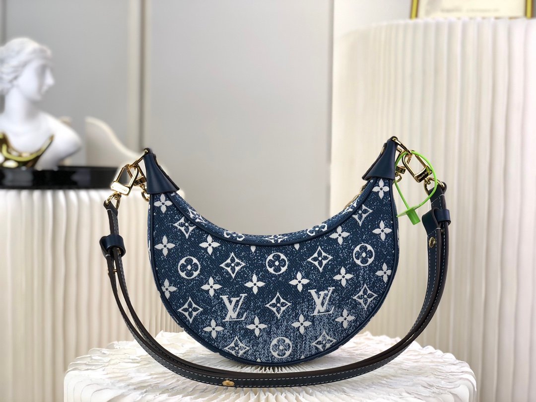 Replica Louis Vuitton  Loop M81166 Blue (Denim)