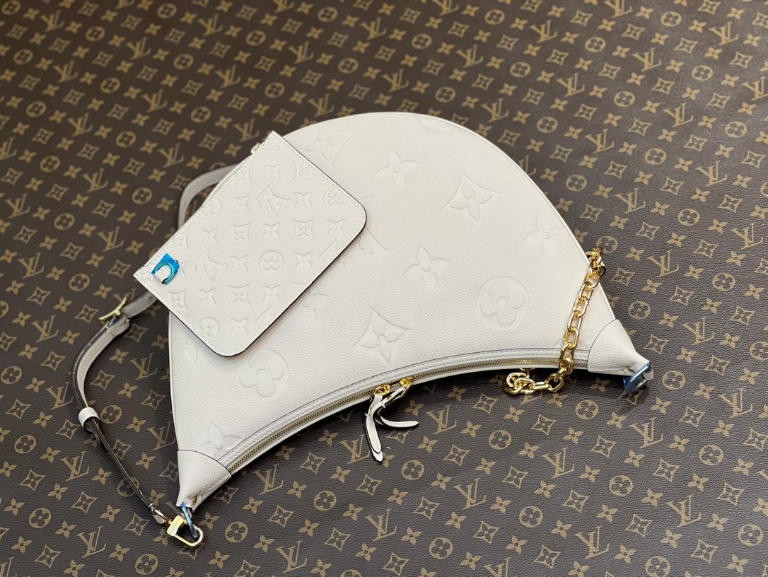 Replica Louis Vuitton  Loop Hobo  M46739