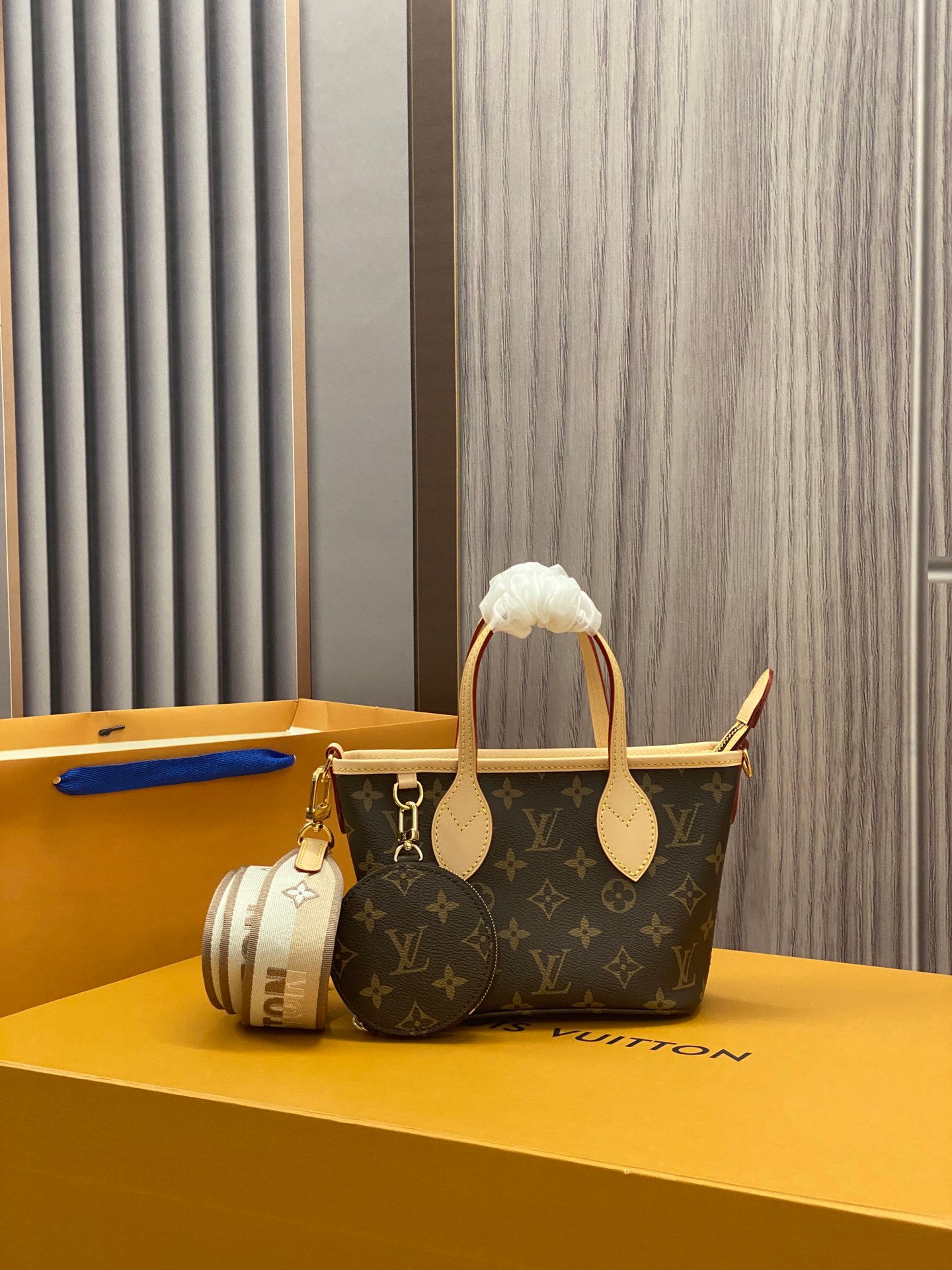 wsxc1716960302644_0 Replica Louis Vuitton Neverfull BB bag M46705